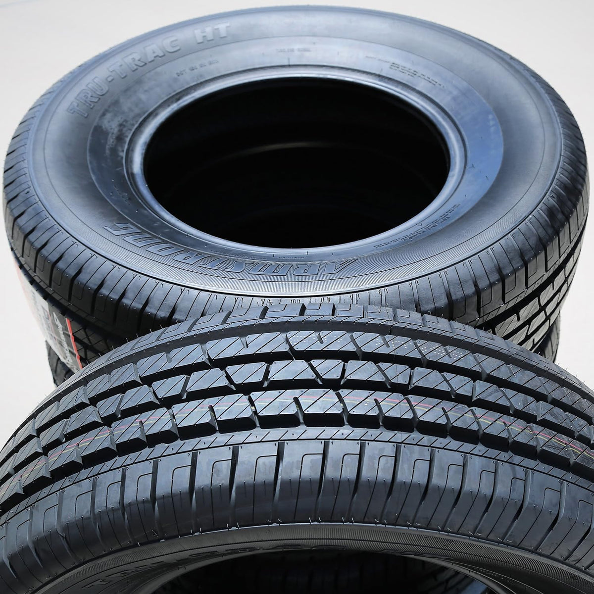 275/55R20 117H All Season Tire P66224