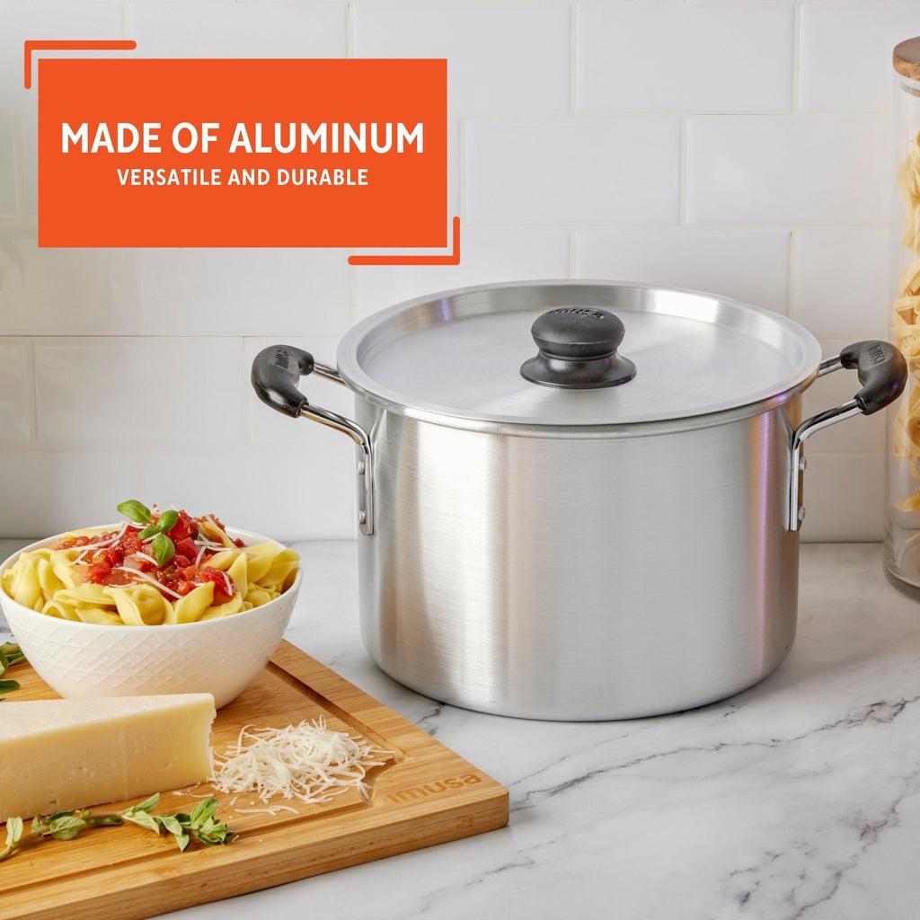 Silver 8 Quart Aluminum Stock Pot with Lid O589753
